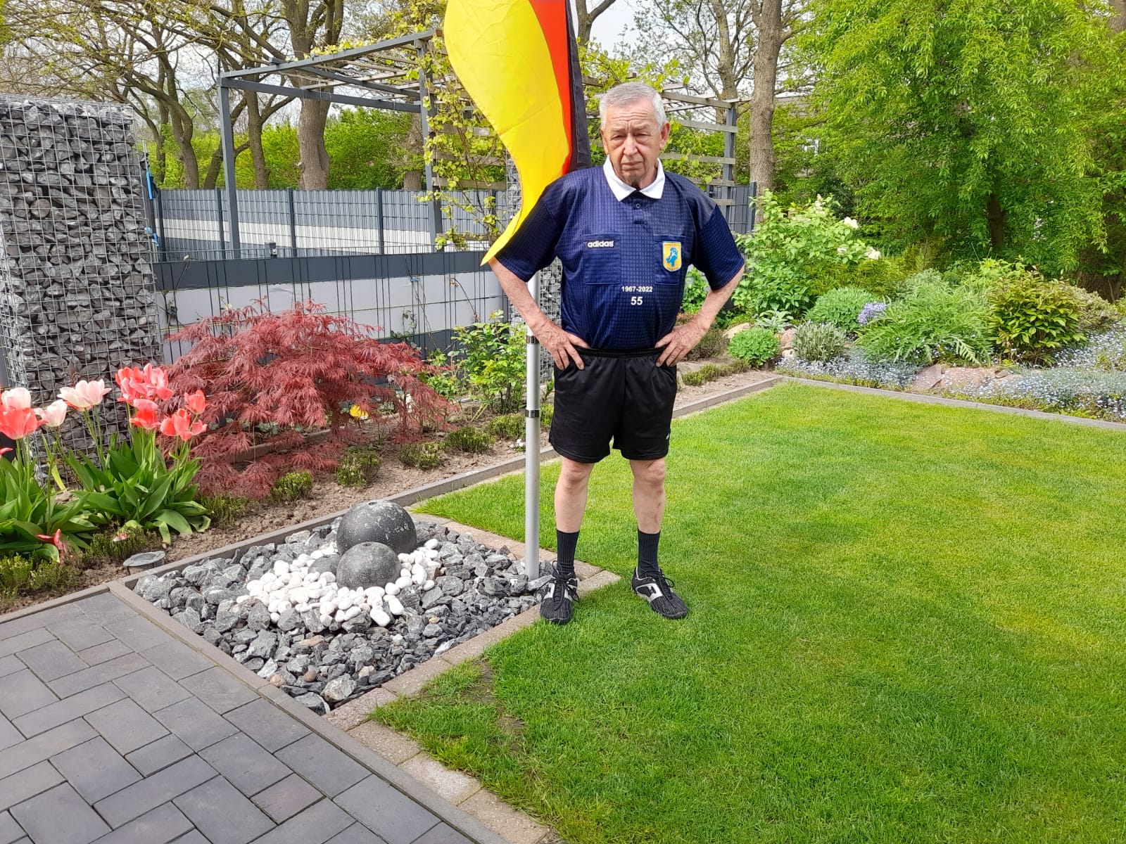 Reinhard Sträche hängt die Pfeife an den Nagel